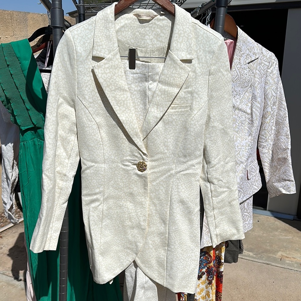 Elegant Cream Blazer